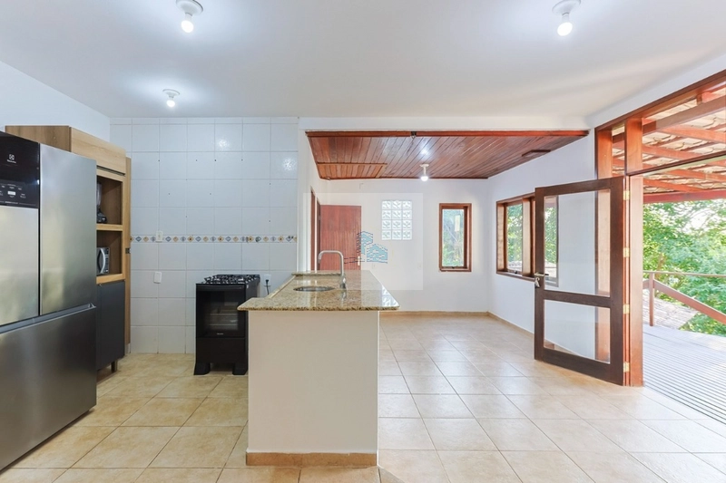 Casa com 4 quartos sendo 2 suítes no bairro Córrego grande: 8ª foto da galeria de imagens do imóvel