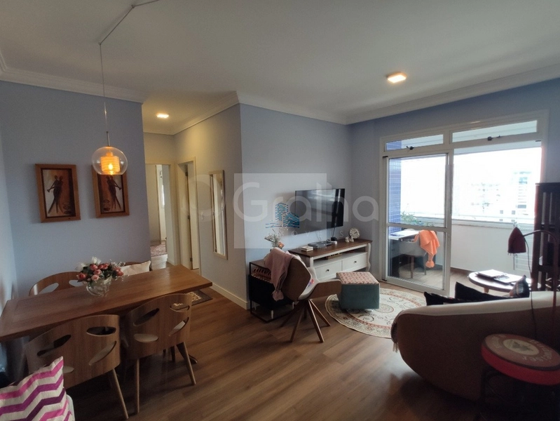 Apartamento 2 dormitórios sendo 1 suíte Bairro Estreito em Fpolis