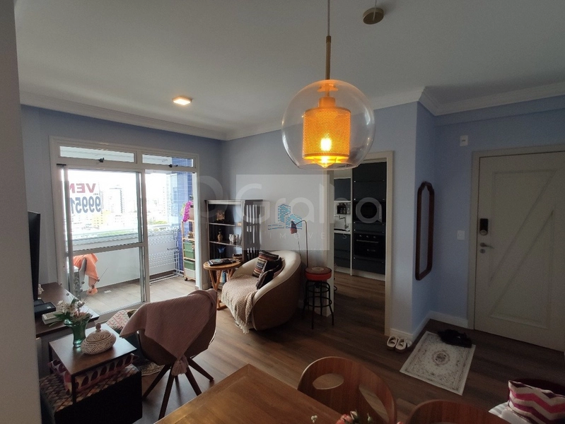 Apartamento 2 dormitórios sendo 1 suíte Bairro Estreito em Fpolis: 3ª foto da galeria de imagens do imóvel