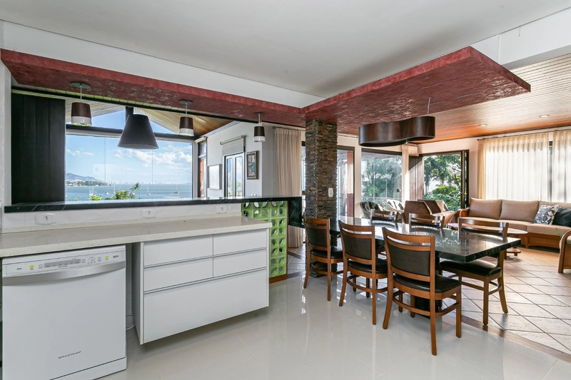 Casa residencial com 5 quartos em Santo Antônio de Lisboa, vista mar: 6ª foto da galeria de imagens do imóvel