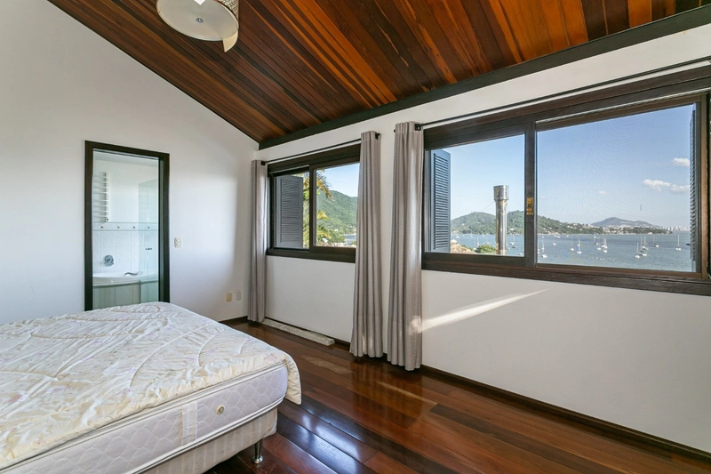 Casa residencial com 5 quartos em Santo Antônio de Lisboa, vista mar: 12ª foto da galeria de imagens do imóvel