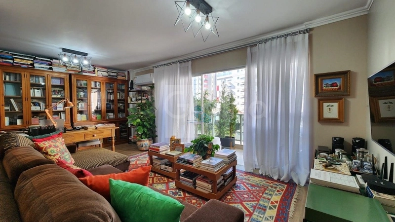 Apartamento de 141m² com 3 quartos sendo 1 suíte no Centro: 2ª foto da galeria de imagens do imóvel