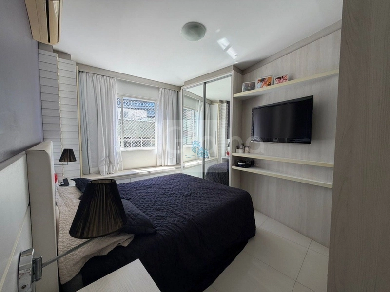 Apto a venda no centro Floripa perto Vadal Ramos: 8ª foto da galeria de imagens do imóvel