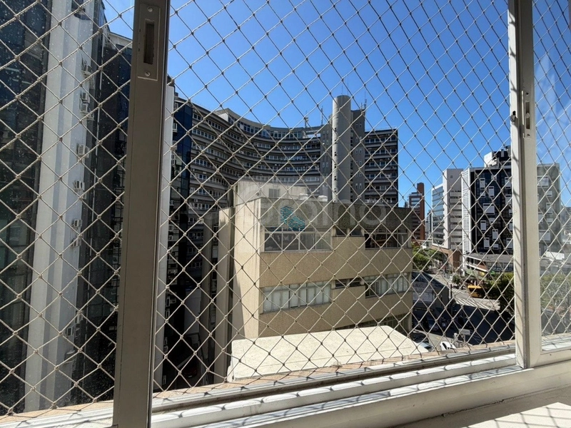 Apto a venda no centro Floripa perto Vadal Ramos: 5ª foto da galeria de imagens do imóvel