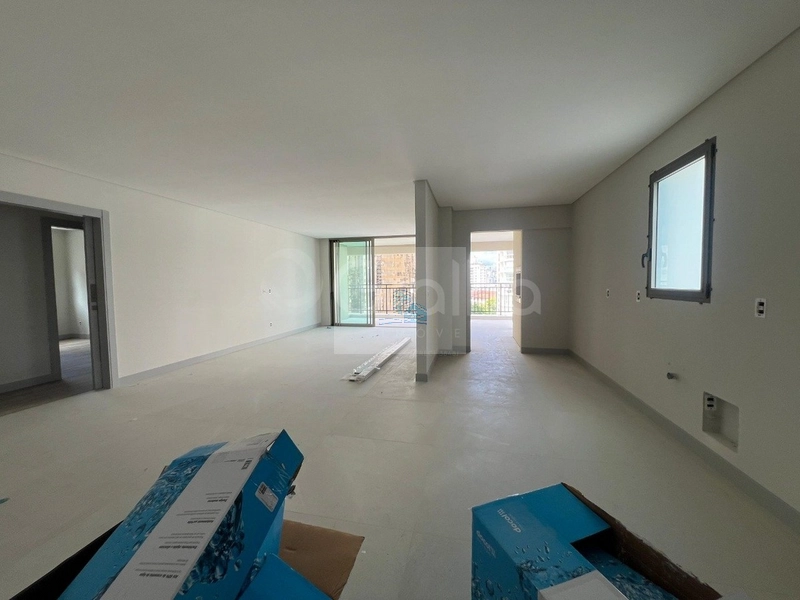 Apartamento de 154m² com 3 suítes Av. Trompowsky centro Fpolis: 5ª foto da galeria de imagens do imóvel