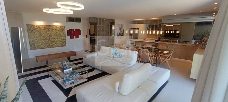 Apartamento com 2 suítes com 148m² em Jurerê.