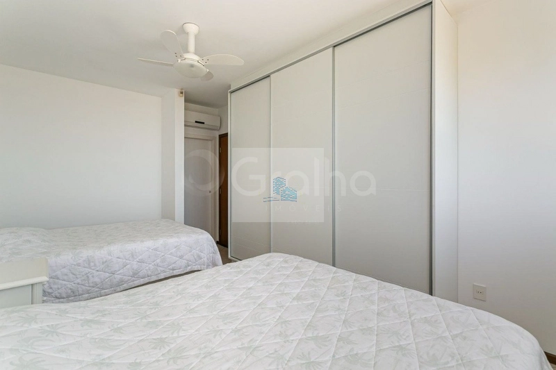 Casa à venda na Praia Brava, Florianópolis — vista para o mar: 12ª foto da galeria de imagens do imóvel