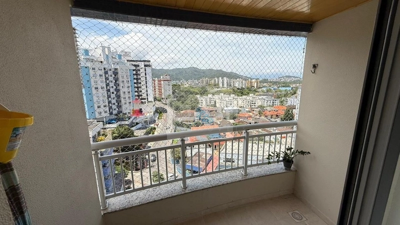 Apartamento mobiliado próximo à UDESC — 3 dormitórios com suíte: 3ª foto da galeria de imagens do imóvel