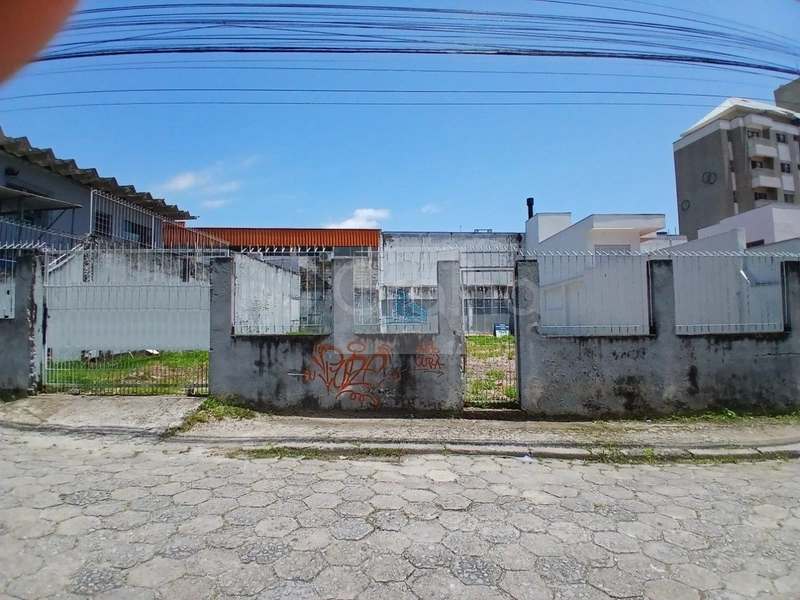 Terreno à venda em Florianópolis, Trindade: 2ª foto da galeria de imagens do imóvel