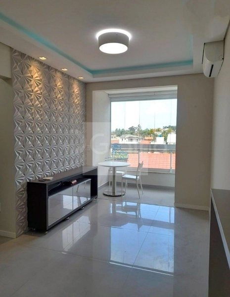 Apartamento com 2 quartos sendo 1 suíte com 60,97m² em Canasvieiras.