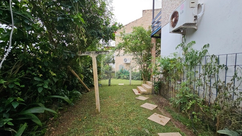 Terreno de 781m² em Canasvieiras: 6ª foto da galeria de imagens do imóvel