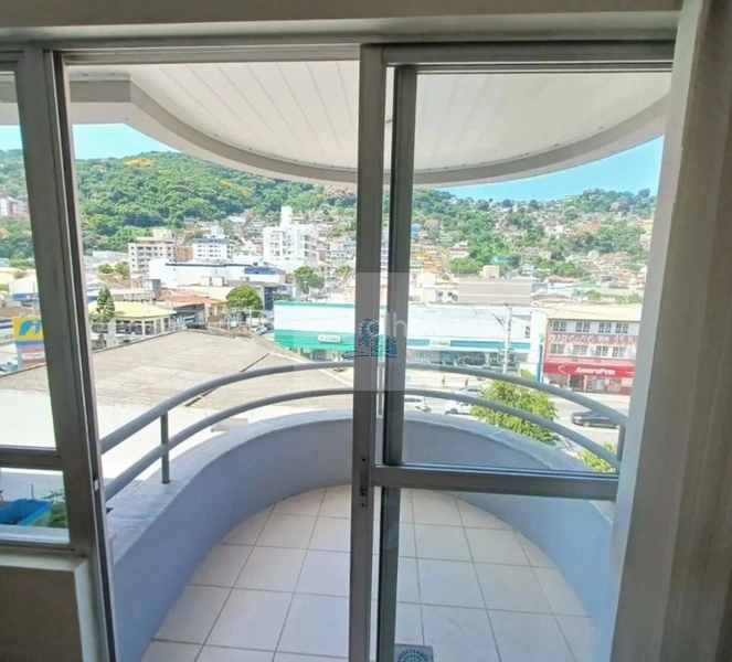 Apartamento à Venda no Centro de Florianópolis – 3 Dormitórios e 1 Vag: 2ª foto da galeria de imagens do imóvel