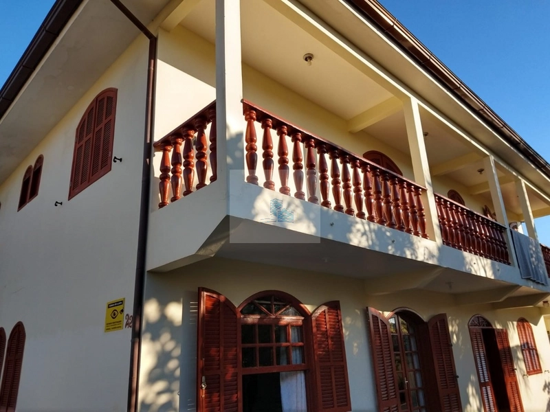 Hotel/Pousada de 240m² no bairro Canasvieiras: 3ª foto da galeria de imagens do imóvel