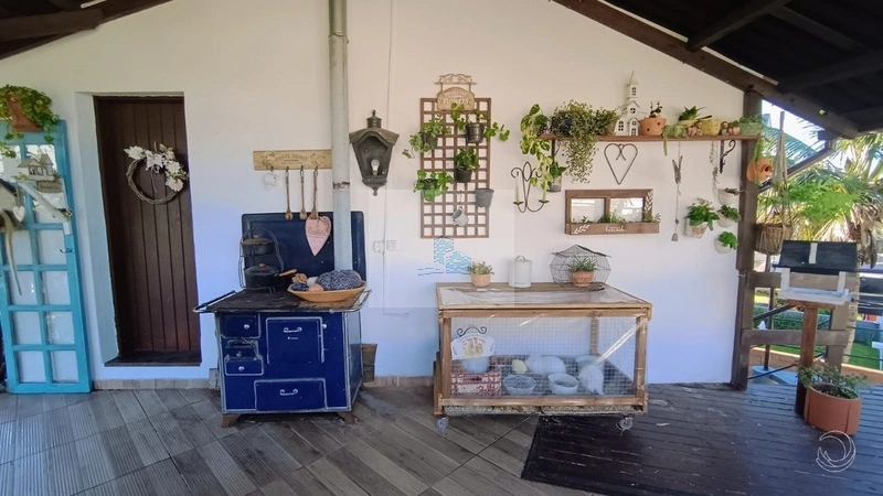 Hotel/Pousada de 490m² no bairro Canasvieiras: 12ª foto da galeria de imagens do imóvel