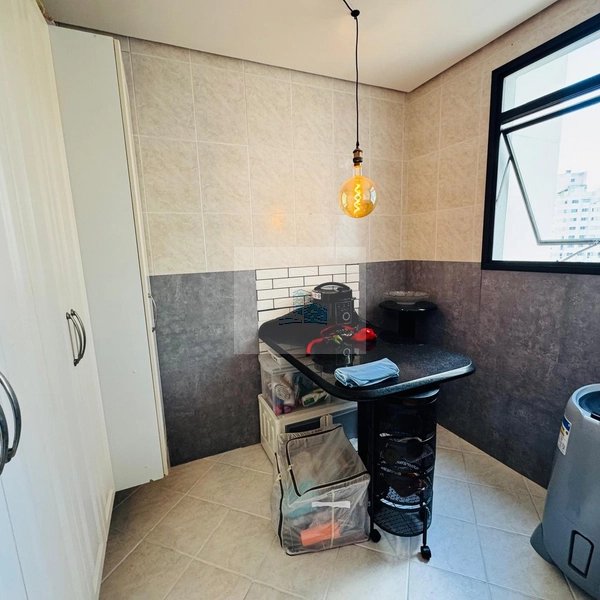 Apartamento andar alto sol da manhã, vista livre centro Florianópolis: 18ª foto da galeria de imagens do imóvel