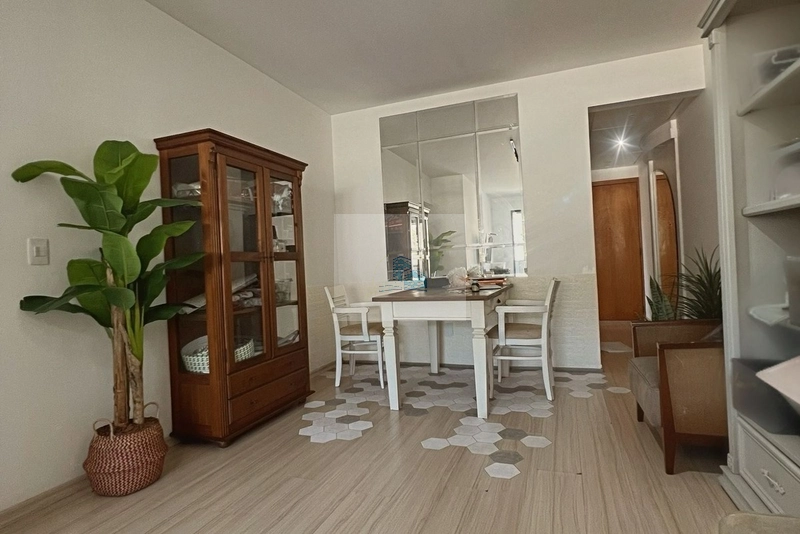 Apartamento andar alto sol da manhã, vista livre centro Florianópolis: 4ª foto da galeria de imagens do imóvel