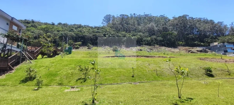 Terreno com 509,40m² nos Jardim Ingleses I