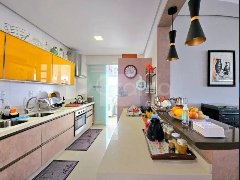 Apartamento de 3 quartos com 3 vagas próximo á Beira Mar: 8ª foto da galeria de imagens do imóvel