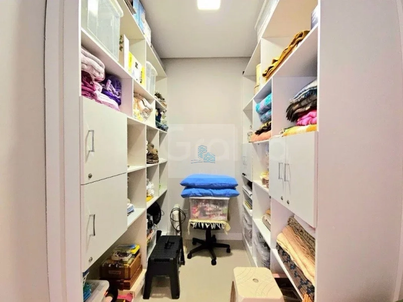 Apartamento de 3 quartos com 3 vagas próximo á Beira Mar: 20ª foto da galeria de imagens do imóvel