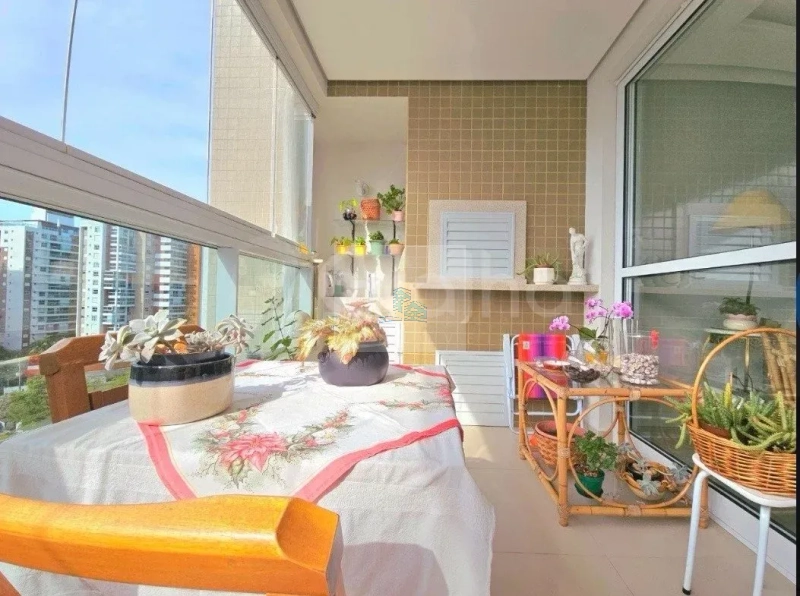 Apartamento de 3 quartos com 3 vagas próximo á Beira Mar: 6ª foto da galeria de imagens do imóvel