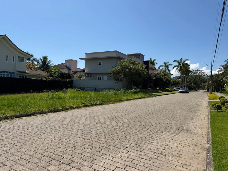 Terreno de esquina à venda – 450m² em Jurerê Internacional: 10ª foto da galeria de imagens do imóvel