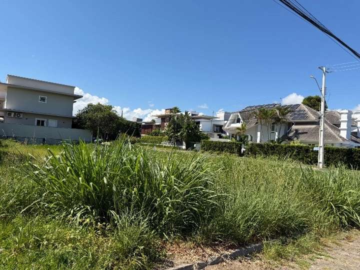 Terreno de esquina à venda – 450m² em Jurerê Internacional: 7ª foto da galeria de imagens do imóvel