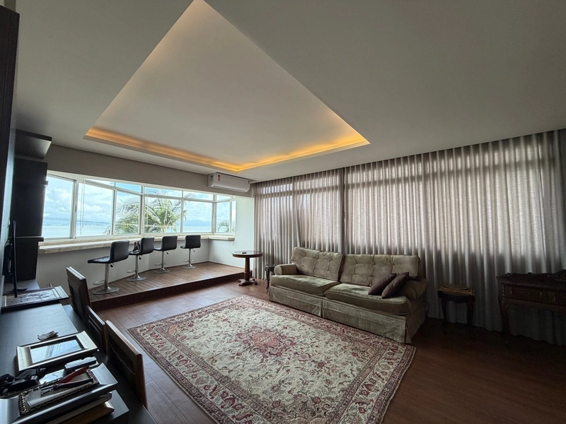 Apartamento frente beira mar com 4 dormitórios sendo 2 suites 2 vagas: 3ª foto da galeria de imagens do imóvel