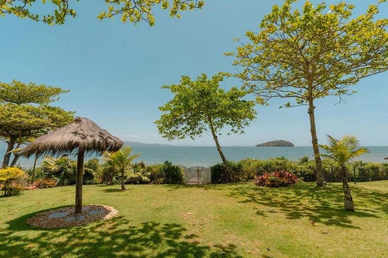 Casa de Alto Padrão com Vista Mar em Canajurê – Florianópolis: 1ª foto da galeria de imagens do imóvel