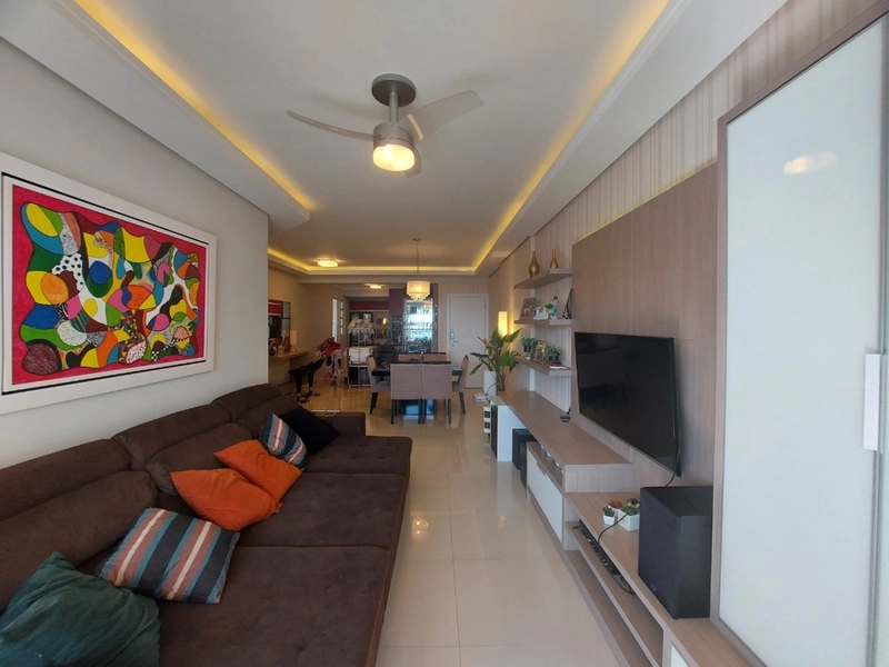 Apartamento 2 suítes 2 vagas garagens  venda próximo ao WOA beira mar: 3ª foto da galeria de imagens do imóvel