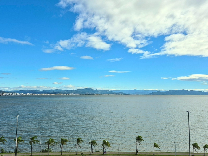 Apartamento a venda frente mar  vista panorâmica 3 suítes: 1ª foto da galeria de imagens do imóvel
