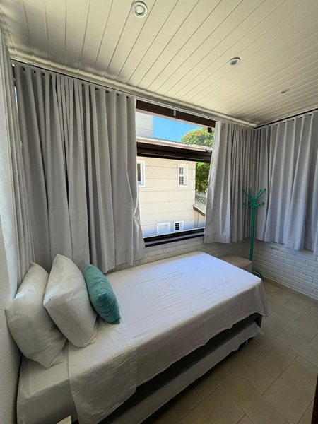 Casa residencial a venda 300 metros do mar Jurere Internacional: 12ª foto da galeria de imagens do imóvel