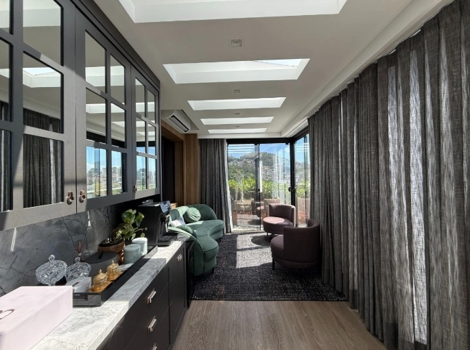 Sala comercial a venda com vista mar na Agronômica 73 metros área: 3ª foto da galeria de imagens do imóvel