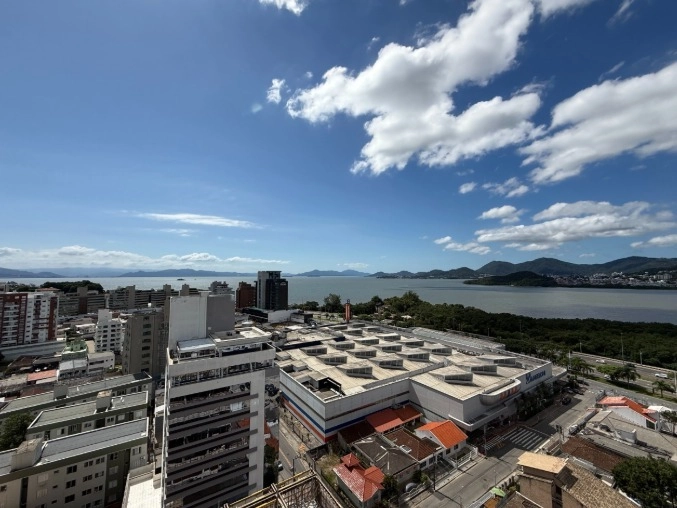 Sala comercial a venda com vista mar na Agronômica 73 metros área: 2ª foto da galeria de imagens do imóvel
