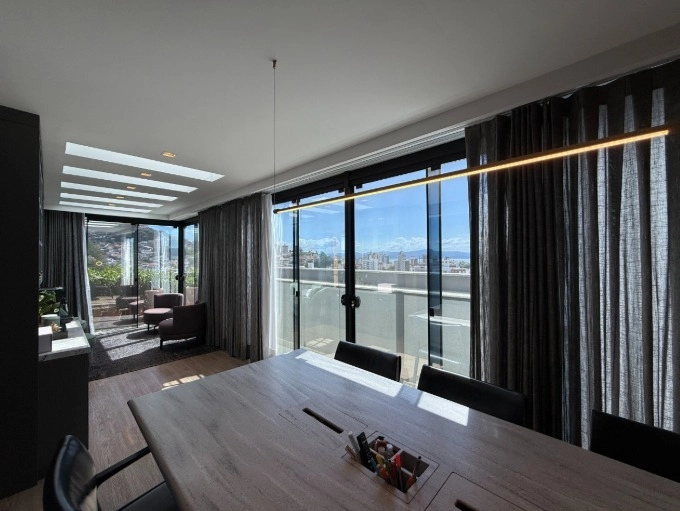 Sala comercial a venda com vista mar na Agronômica 73 metros área: 10ª foto da galeria de imagens do imóvel