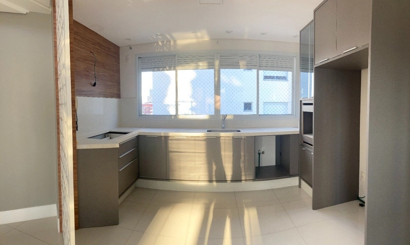 Cobertura Dúplex para venda  na Avenida Trompowsky - 324 m² de Sofisti: 8ª foto da galeria de imagens do imóvel