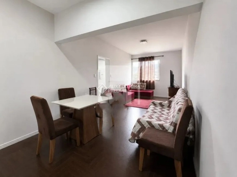Apartamento com 2 Quartos e Vaga de Garagem - Centro - Florianópolis/S: 1ª foto da galeria de imagens do imóvel