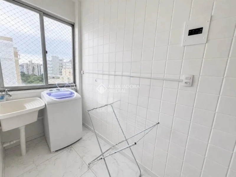 Apartamento com 2 Quartos e Vaga de Garagem - Centro - Florianópolis/S: 6ª foto da galeria de imagens do imóvel