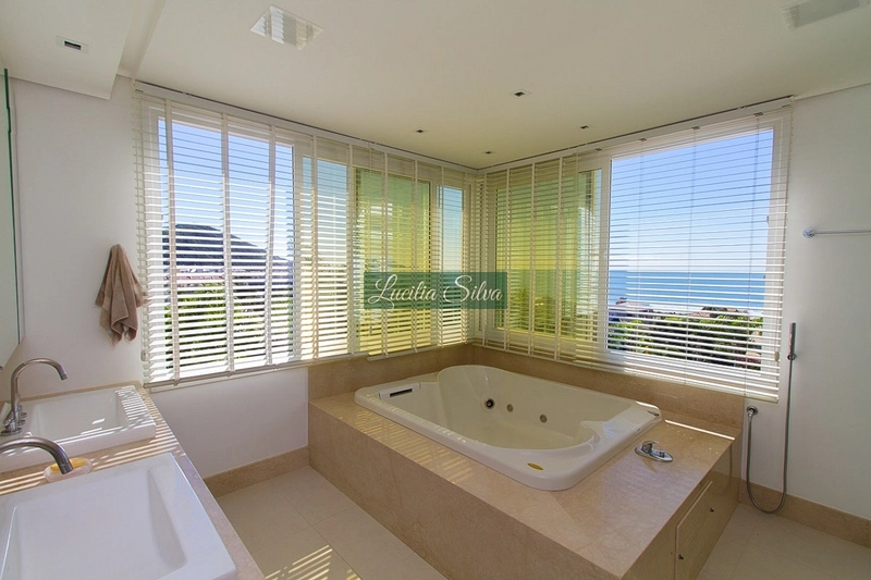 Casa a venda Alto padrão na Praia Brava Floripa: 24ª foto da galeria de imagens do imóvel
