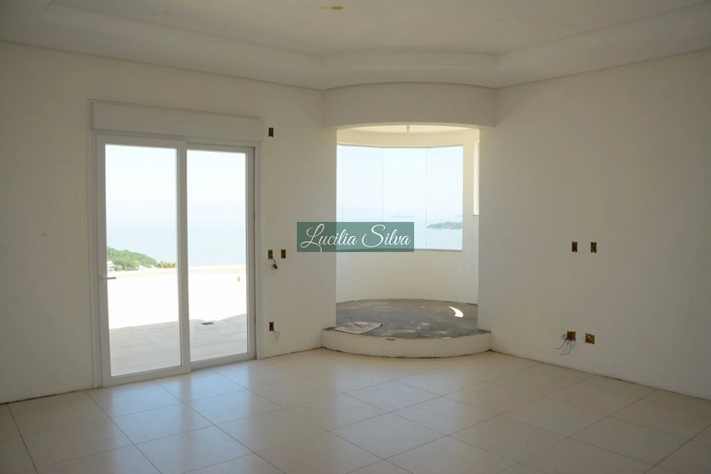 Casa a venda com vista panorâmica mar: 16ª foto da galeria de imagens do imóvel