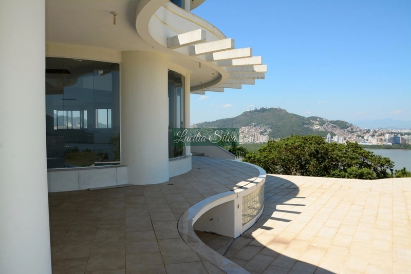Casa a venda com vista panorâmica mar: 18ª foto da galeria de imagens do imóvel
