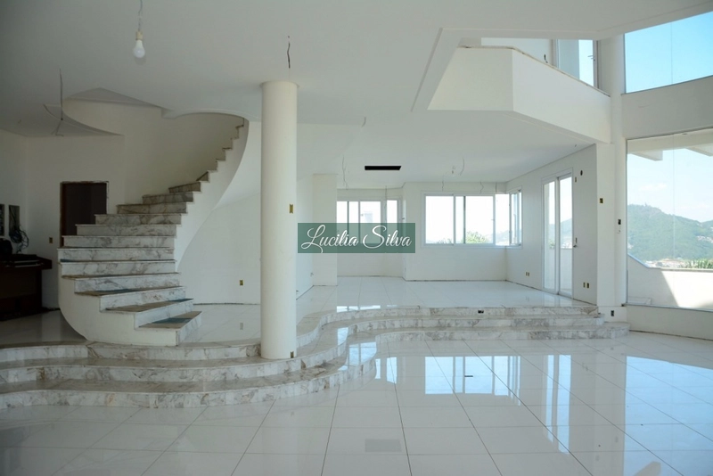 Casa a venda com vista panorâmica mar: 6ª foto da galeria de imagens do imóvel