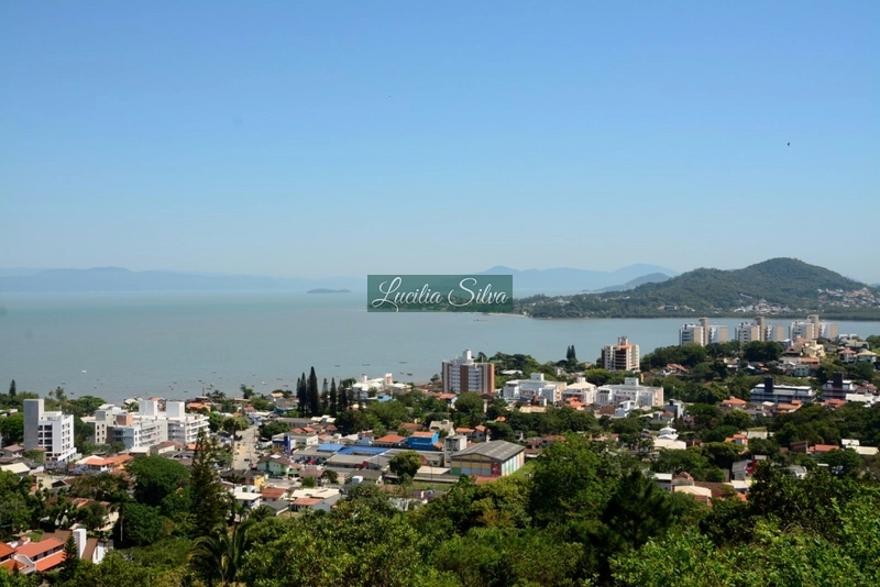 Casa a venda com vista panorâmica mar: 2ª foto da galeria de imagens do imóvel
