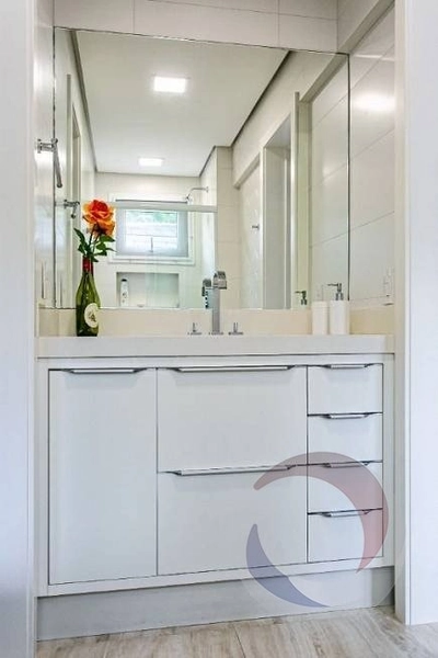 Apartamento a venda perto da praça e shopping beira mar: 7ª foto da galeria de imagens do imóvel