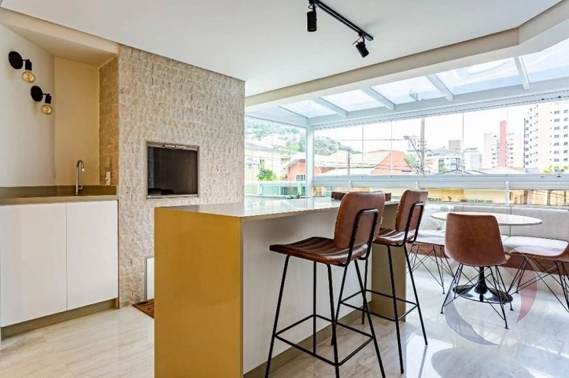 Apartamento a venda perto da praça e shopping beira mar: 2ª foto da galeria de imagens do imóvel