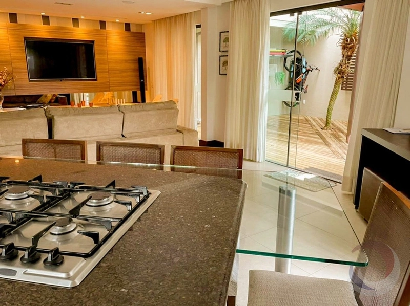 Conjunto de casas a venda pronta pra ser alugada, condominio fechado: 3ª foto da galeria de imagens do imóvel