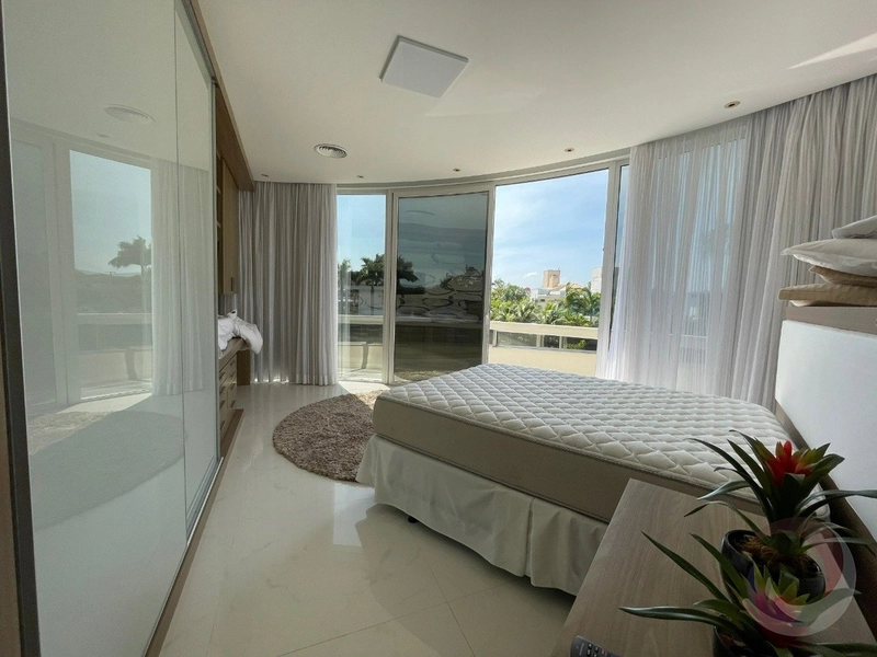 Casa a venda proximo ao DONNA Jurerê internacional: 18ª foto da galeria de imagens do imóvel