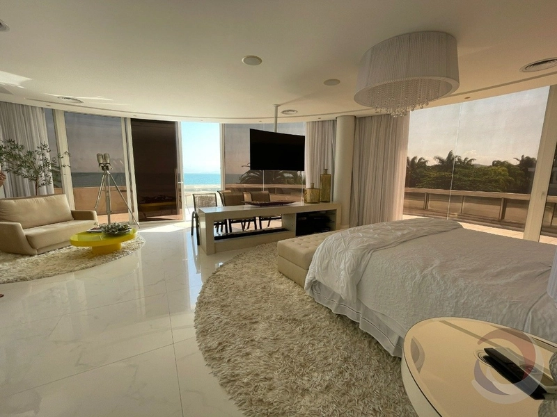Casa a venda proximo ao DONNA Jurerê internacional: 12ª foto da galeria de imagens do imóvel