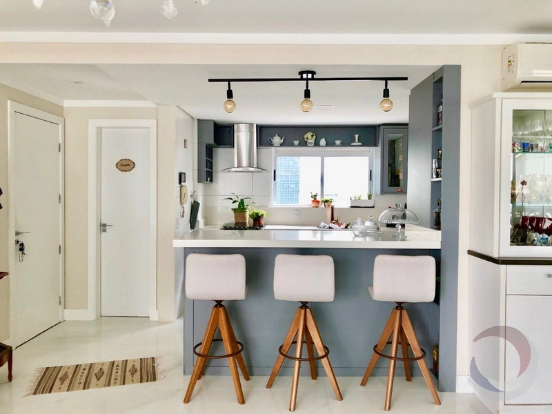 Apartamento a venda frente praça Celso Ramos na Agronomica: 2ª foto da galeria de imagens do imóvel