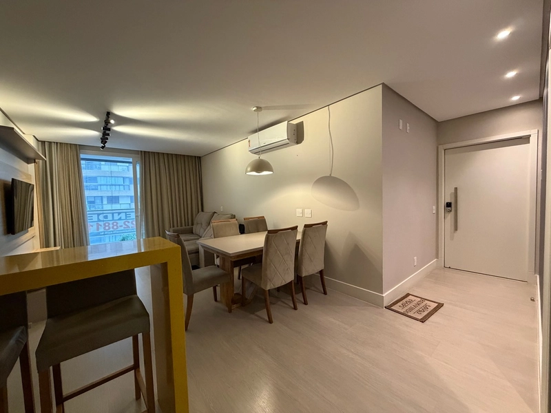 Apto a venda mobiliado de 2 dormitórios  no centro  Florianopolis: 4ª foto da galeria de imagens do imóvel