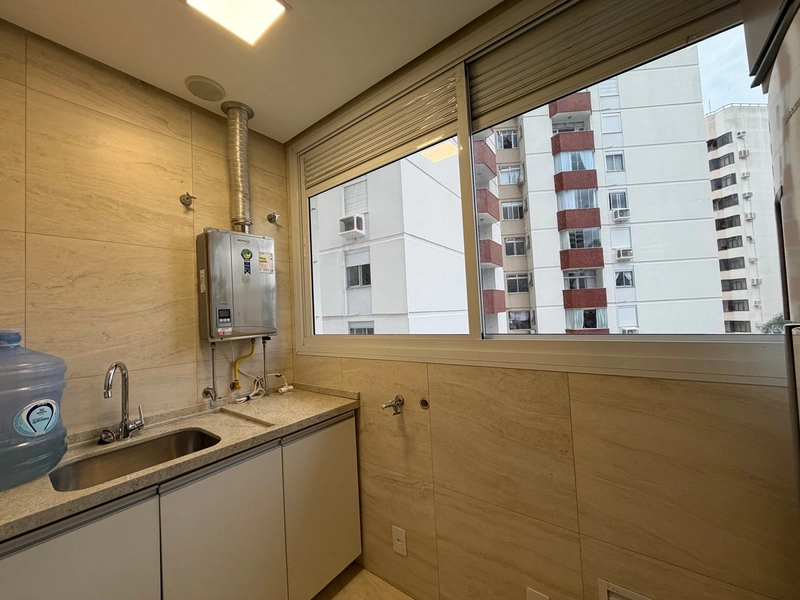 Apto a venda mobiliado de 2 dormitórios  no centro  Florianopolis: 10ª foto da galeria de imagens do imóvel